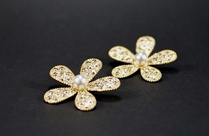 Daisy χειροποίητα μεγάλα σκουλαρίκια μαργαρίτες