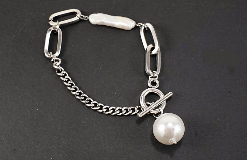 Βραχιόλι αλυσίδα με πέρλες
