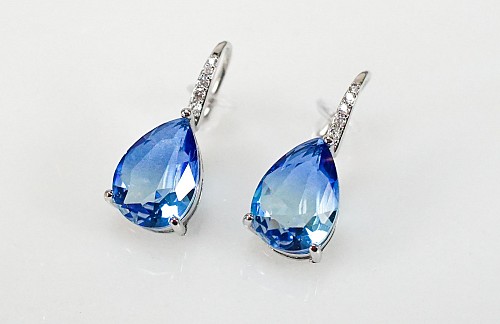 Σταθερά σκουλαρίκια Fancy Blue