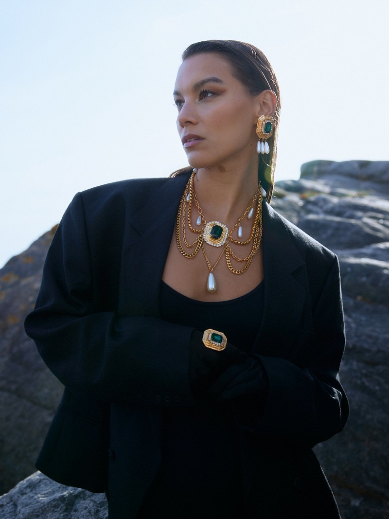 Orna Earrings by Kaleido