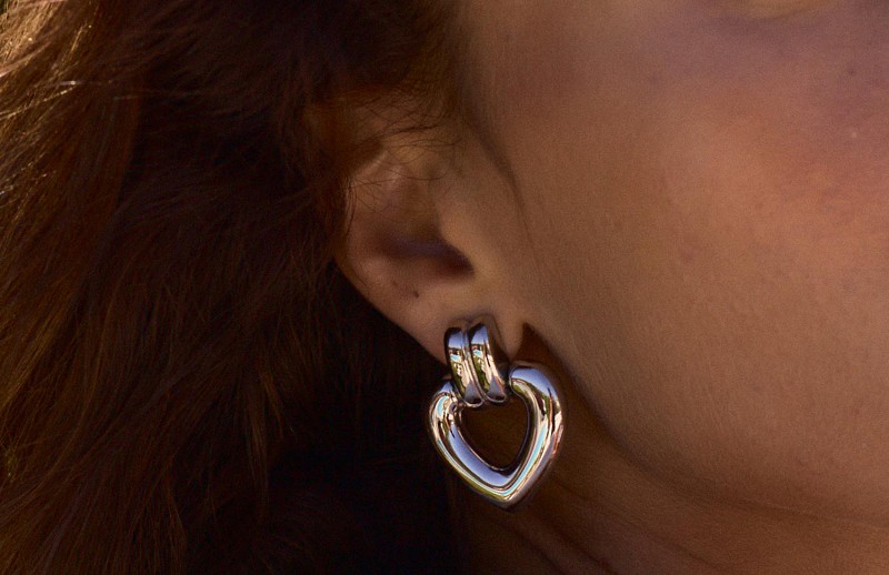 Beverly Studs L Steel by Edblad